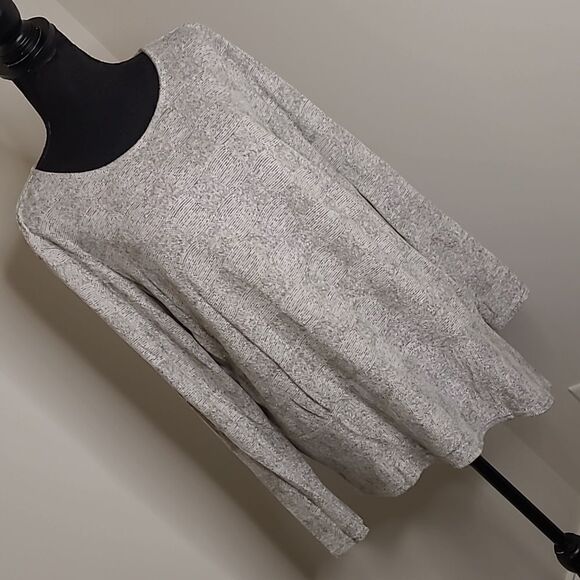 APT.9 XL heather gray asymmetrical hem, super soft tunic top - Picture 1 of 11